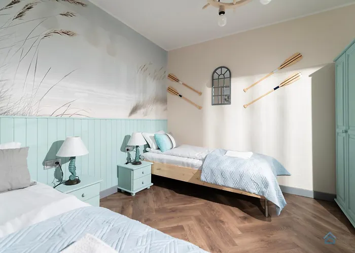 Two Bedroom 3city With Balcony In By Renters 公寓 格但斯克