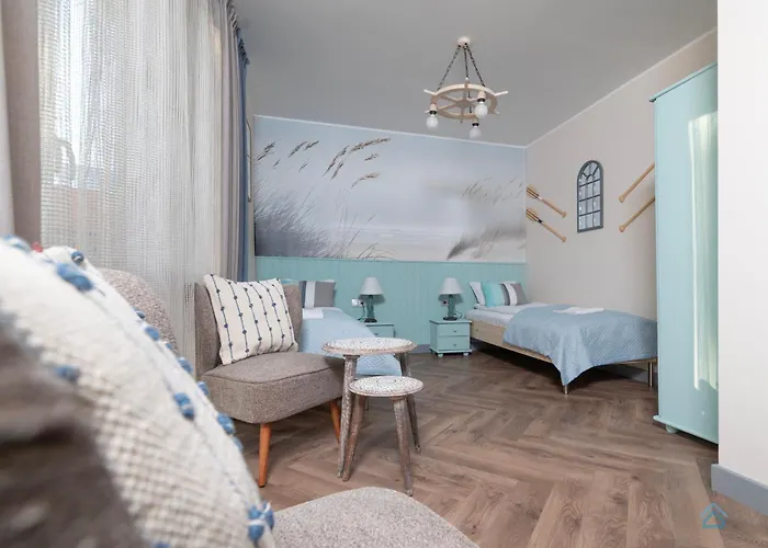 Two Bedroom 3city With Balcony In By Renters *