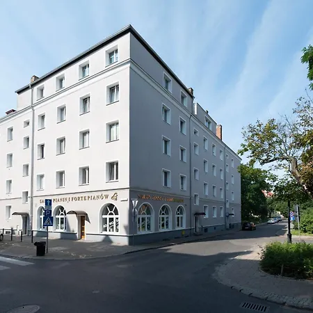 Apartmán Two Bedroom 3city With Balcony In By Renters *